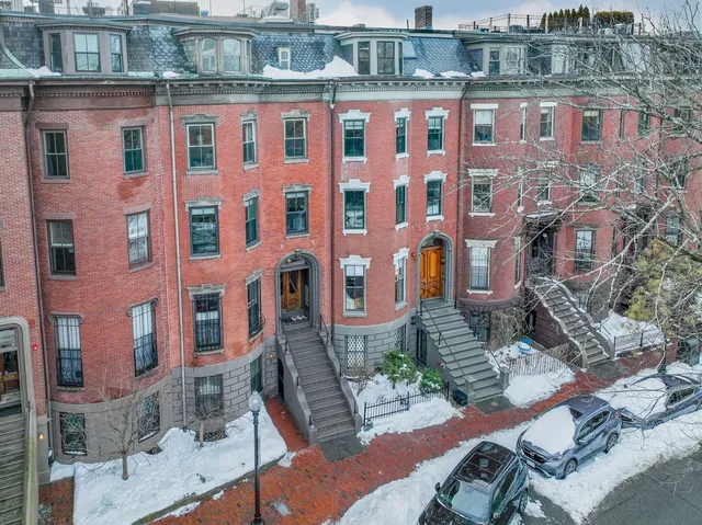 Brian Gagnon Realtor / Boston MA