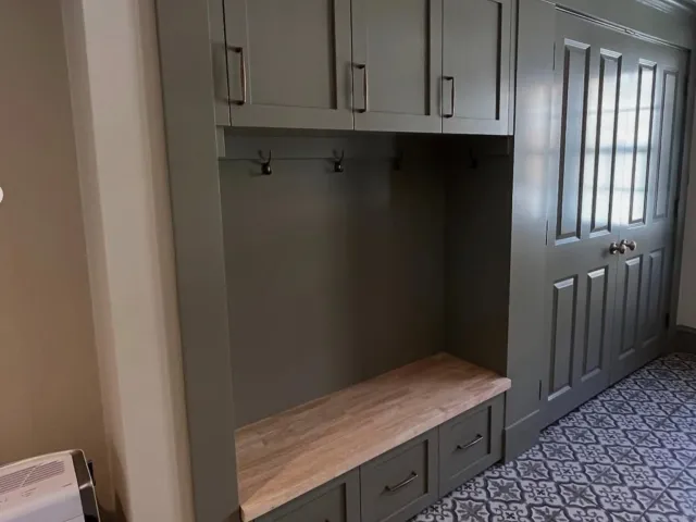 Custom Mudroom Design (Weston, Massachusetts)