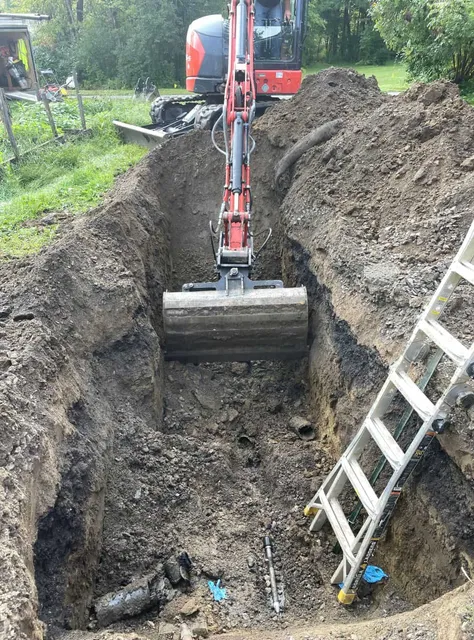 work photo from tlcexcavationandsewer.com
