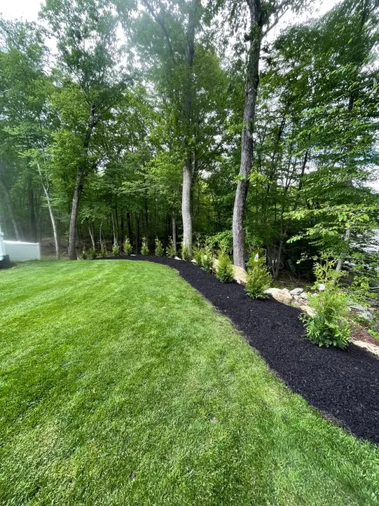 work photo from greenworldlandscapingri.com