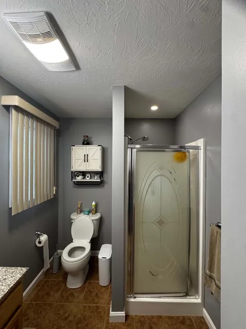 Bathroom lighting installation