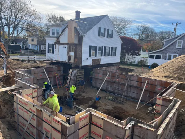 work photo from klinehouselifting.net