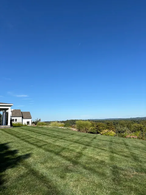 Chace Hill Lawn Care work photo