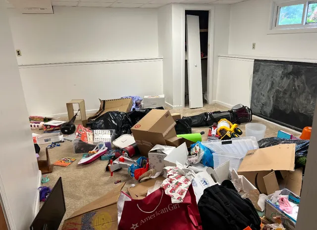 Glitz Clean House Cleaning and Junk Removal
