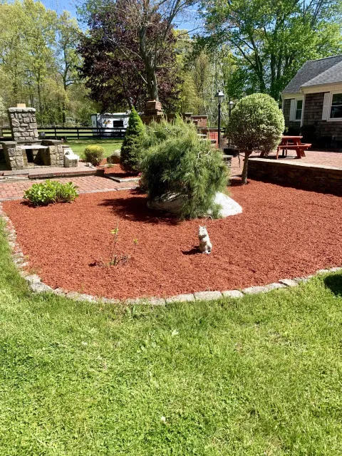 landscaping, edging, mulching