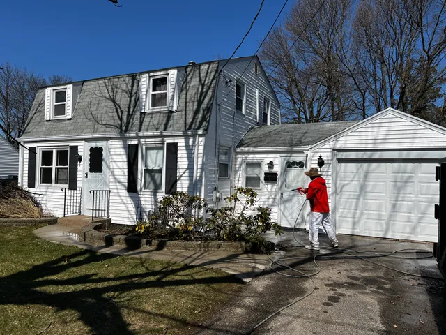 Hot N Clean Pressure Washing work photo