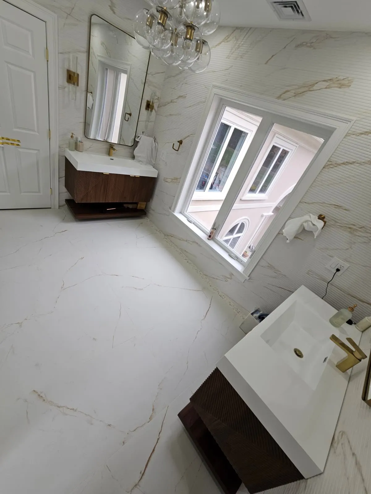 Crown's Tile Solution