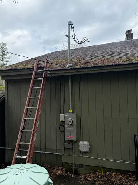 Davis Electric, LLC work photo