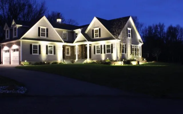 work photo from outdoorlightingdesign.com