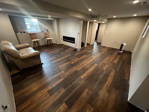 Stephen's Custom Floor Covering work photo