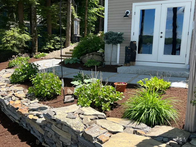 Elf's Landscaping Inc researched project photo