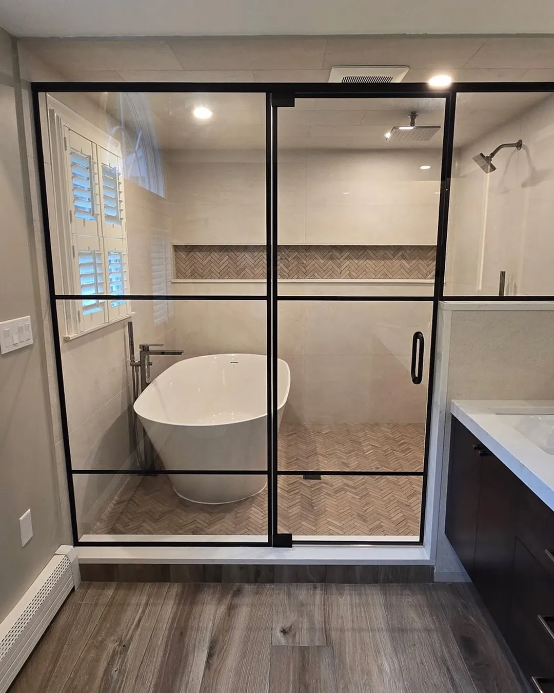 Dave and Ted throwing in this beautiful grid system today. Clean finish to this bathroom