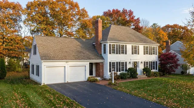 New asphalt shingle roof on Connecticut colonial home