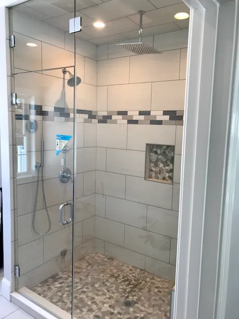 Advanced Glass & Mirror