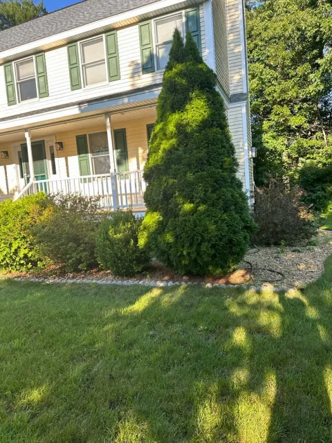 work photo from kjatreeserviceandlandscaping.com