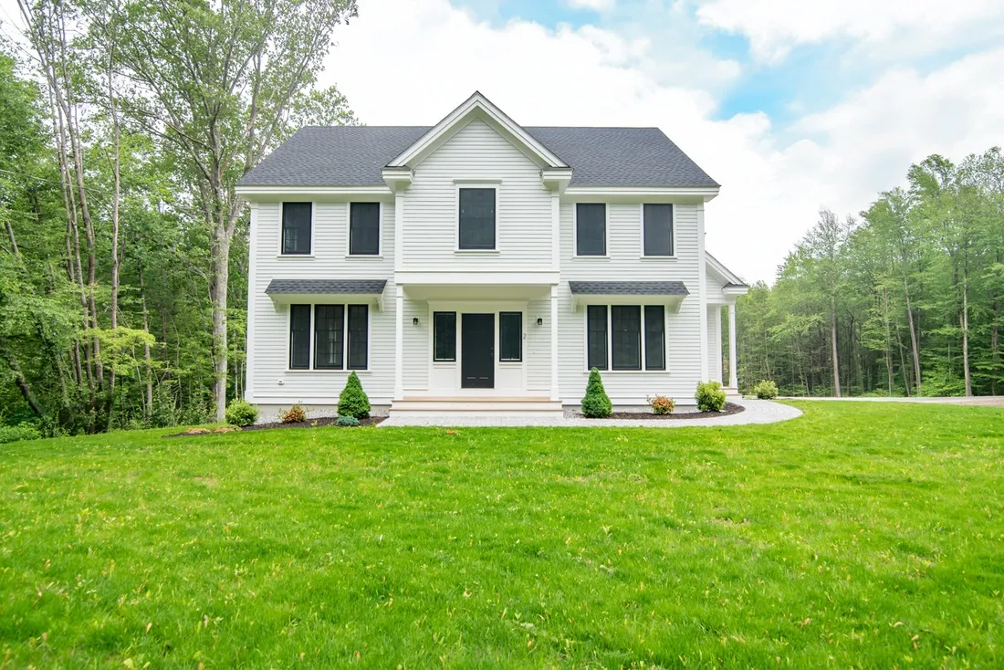 212 Projects New Home Newton NH