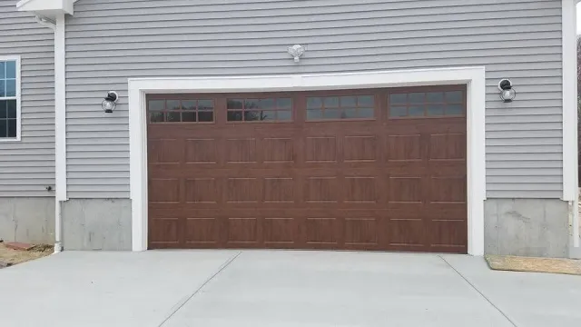 Residential garage door