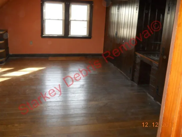 Starkey Cleanouts LLC work photo