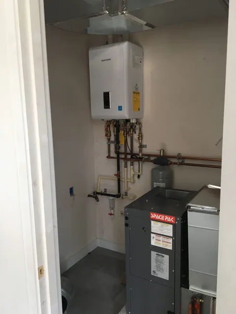 work photo from extremeplumbingservices.com