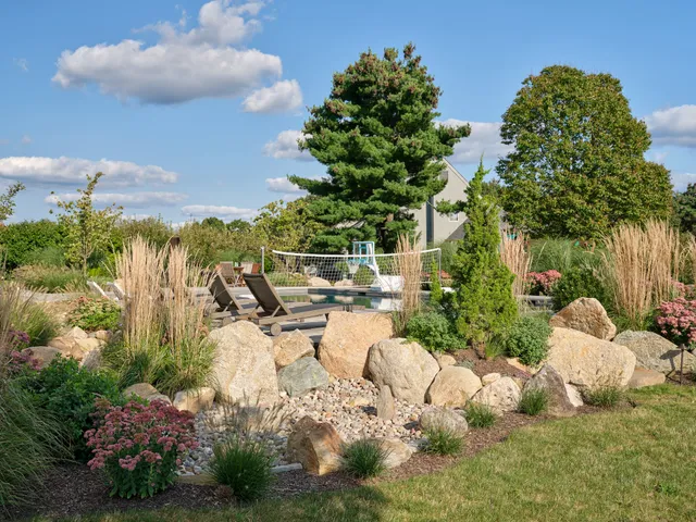 Lynch Landscape & Tree Service work photo