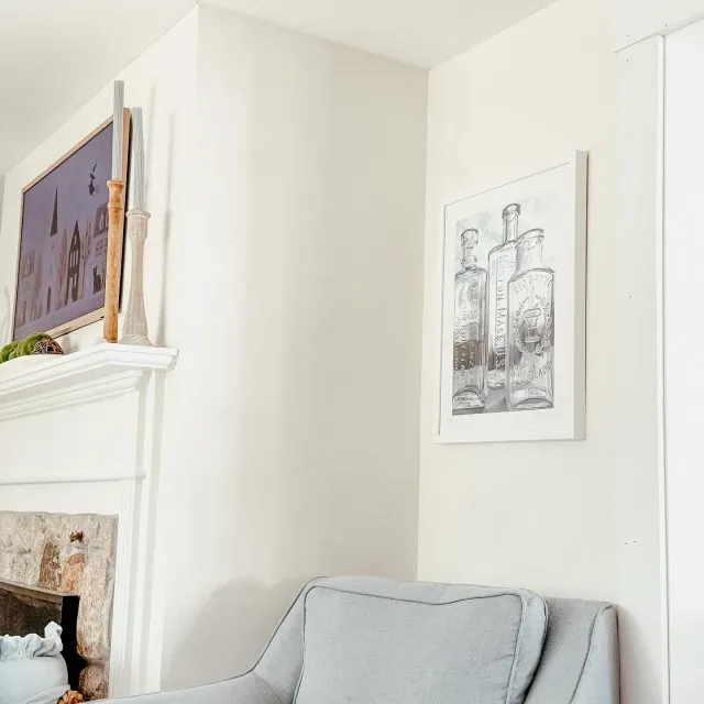 We love bringing a touch of local artistry into our designs — and this stunning piece from @the.nines.art.gallery was the perfect finishing touch 👌🏻