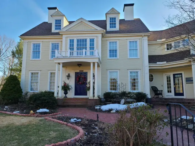 work photo from acrroofingcorp.com