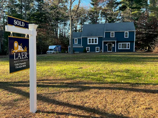 Vicki Paquette LAER Realty Partners work photo