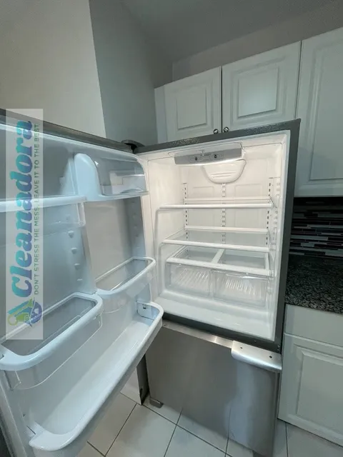 Cleanadora