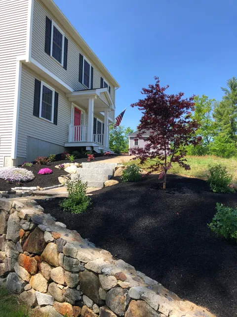 work photo from lincolngrovelandscape.com