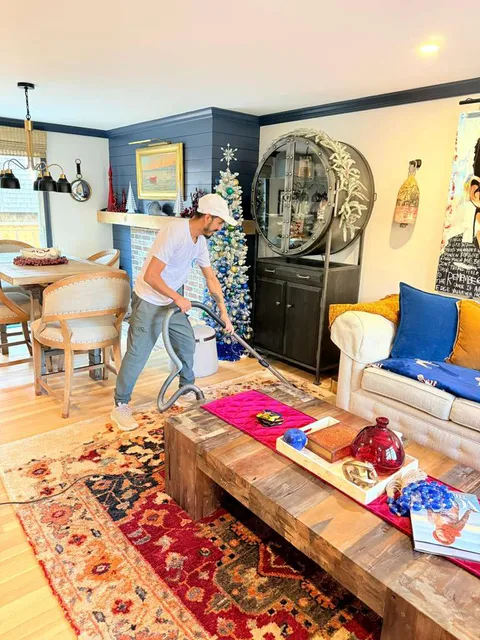 work photo from tidyandcleanservice.com