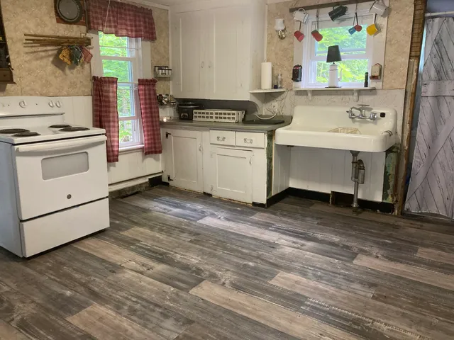 FOOTHILLS FLOORING & TILE work photo