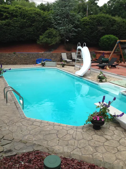 MacLachlan Pool & Spa Service work photo