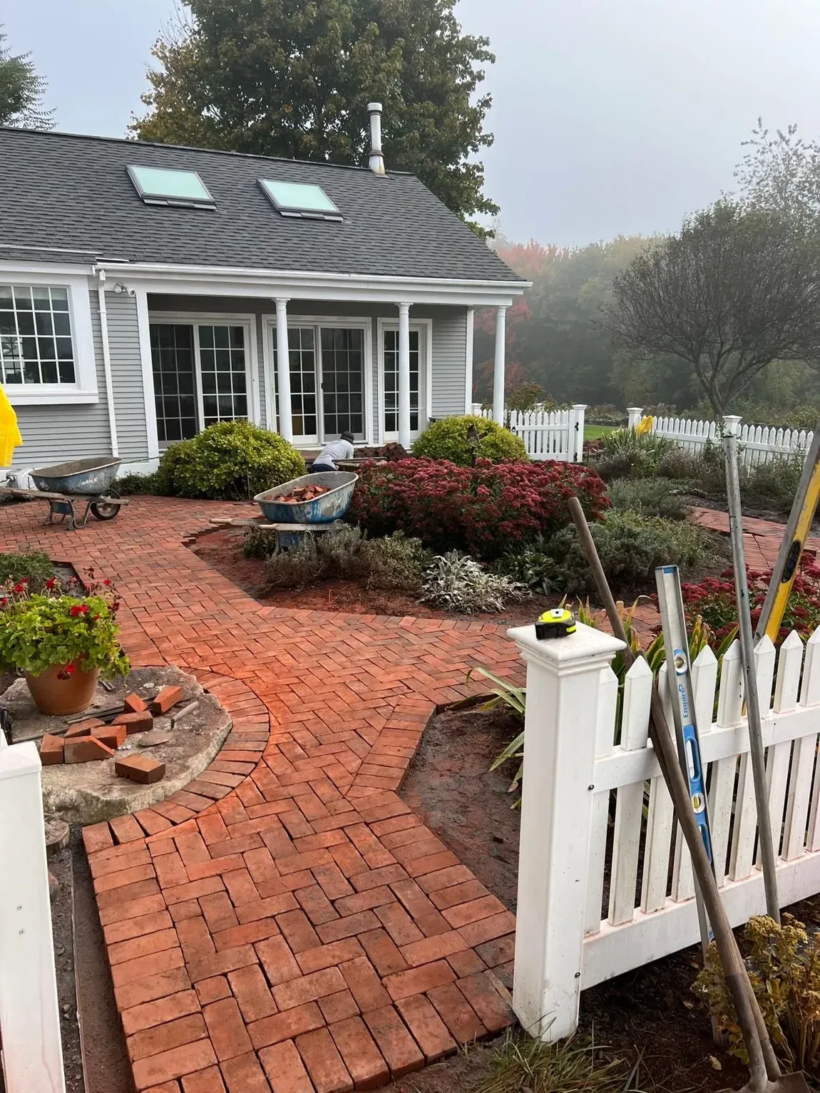 work photo from leandrolandscapema.com