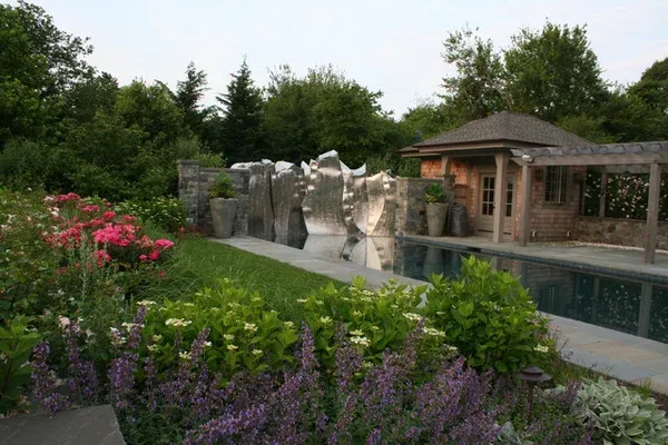 KATHERINE FIELD AND ASSOCIATES researched project photo