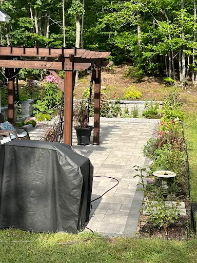 Swett's Landscaping work photo