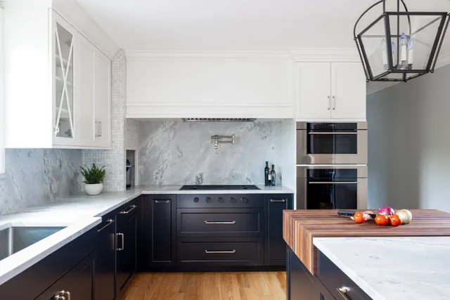 Black and White Kitchen Design Saugus MA