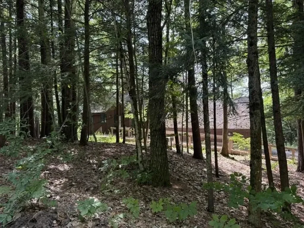 94 Heritage Hill Road Holderness NH 03245