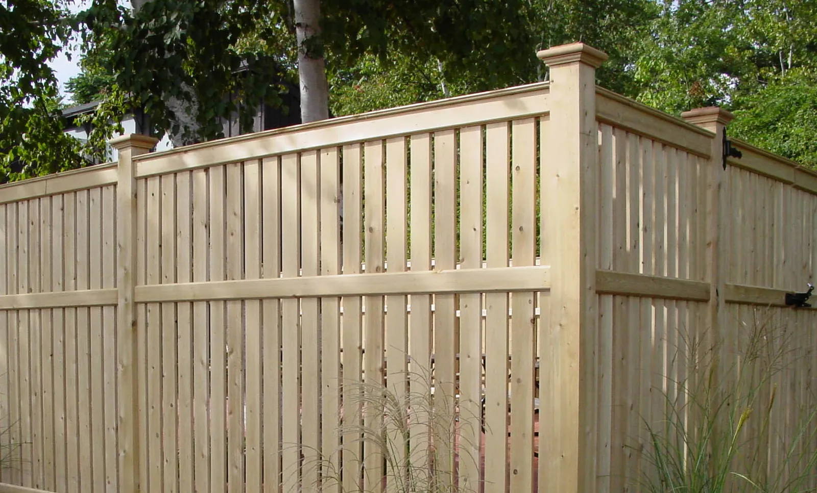 work photo from colonialfences.com