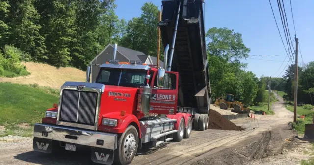 work photo from leones-landscaping.com