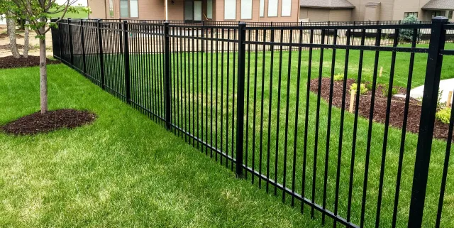 work photo from bandbfencecompany.com