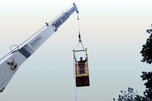 CraneService2.jpg