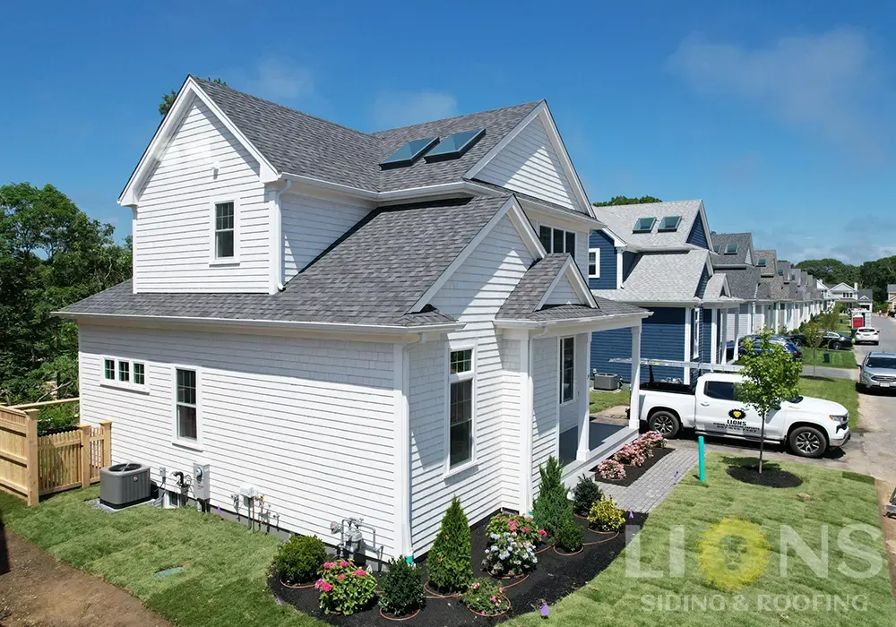 work photo from roofinglions.com