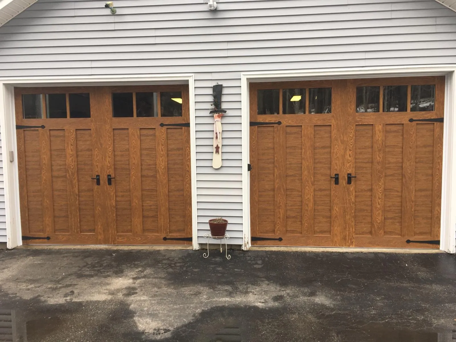 work photo from lizziesgaragedoors.com