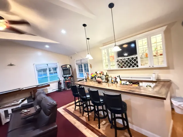 Maynol Remodeling LLC work photo