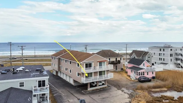 611 Ocean Boulevard 3