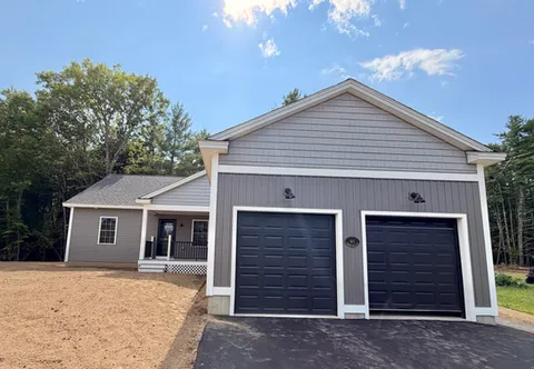 871 Salmon Falls