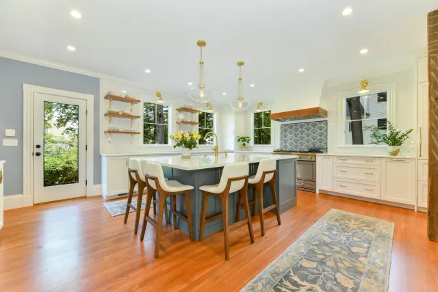 A Guide to Cabinet Doors