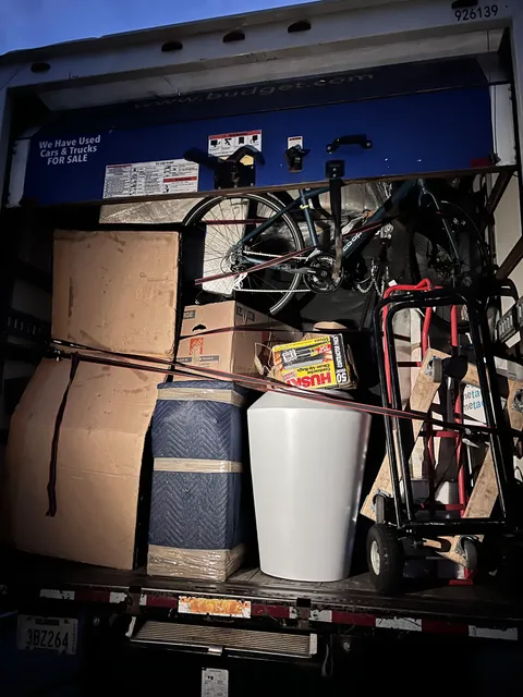 Arm-Strong Moving & Storage Solutions CO LLC