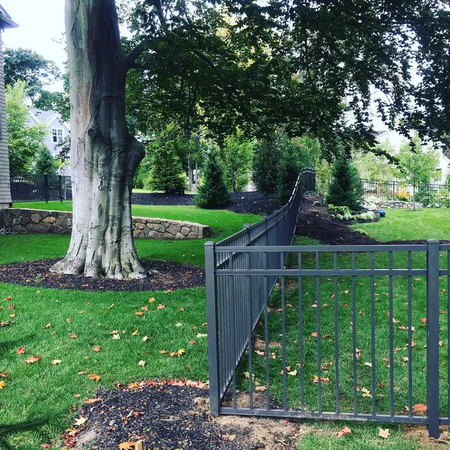 Aluminum fence installation