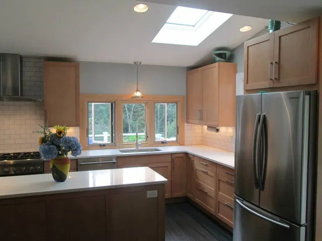 Peter Buzzelle Custom Carpentry Inc. researched project photo